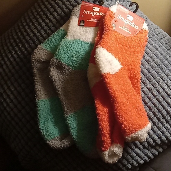 snugadoo Shoes - 2 pair of fuzzy socks